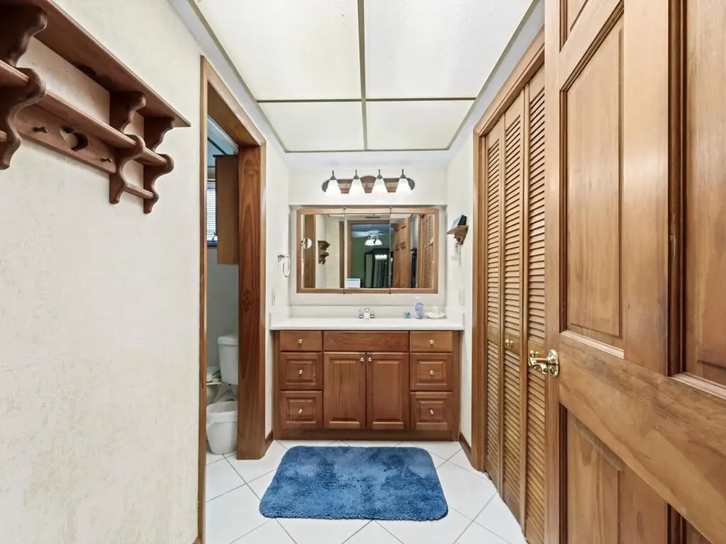 7121 NW 11th Court Plantation FL 33313