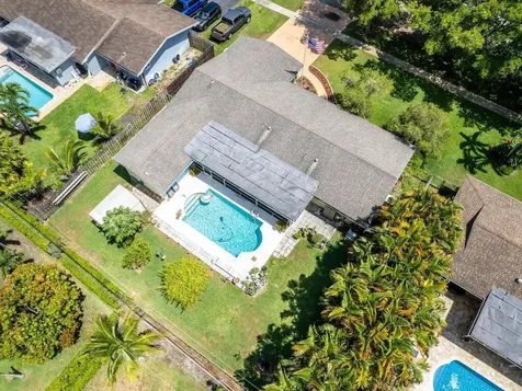 7121 NW 11th Court Plantation FL 33313