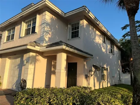 3096 NW 29th Court Oakland Park FL 33311