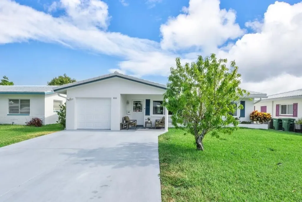 8303 NW 57th Court Tamarac FL 33321