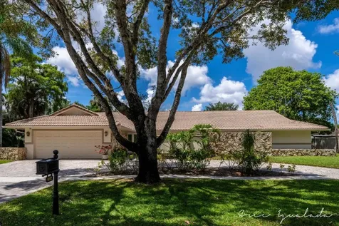 6692 N Grande Drive Boca Raton FL 33433