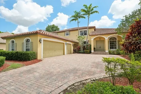 2515 Montclaire Circle Weston FL 33327