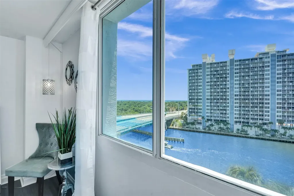 2670 E Sunrise Boulevard Fort Lauderdale FL 33304