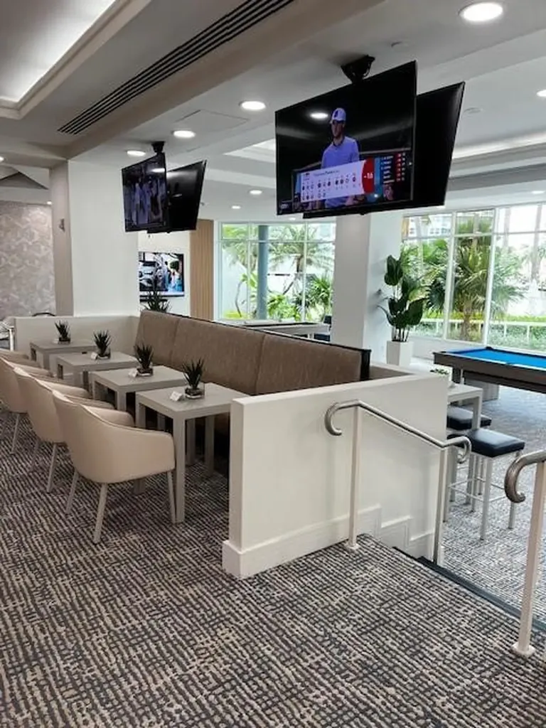 2670 E Sunrise Boulevard Fort Lauderdale FL 33304