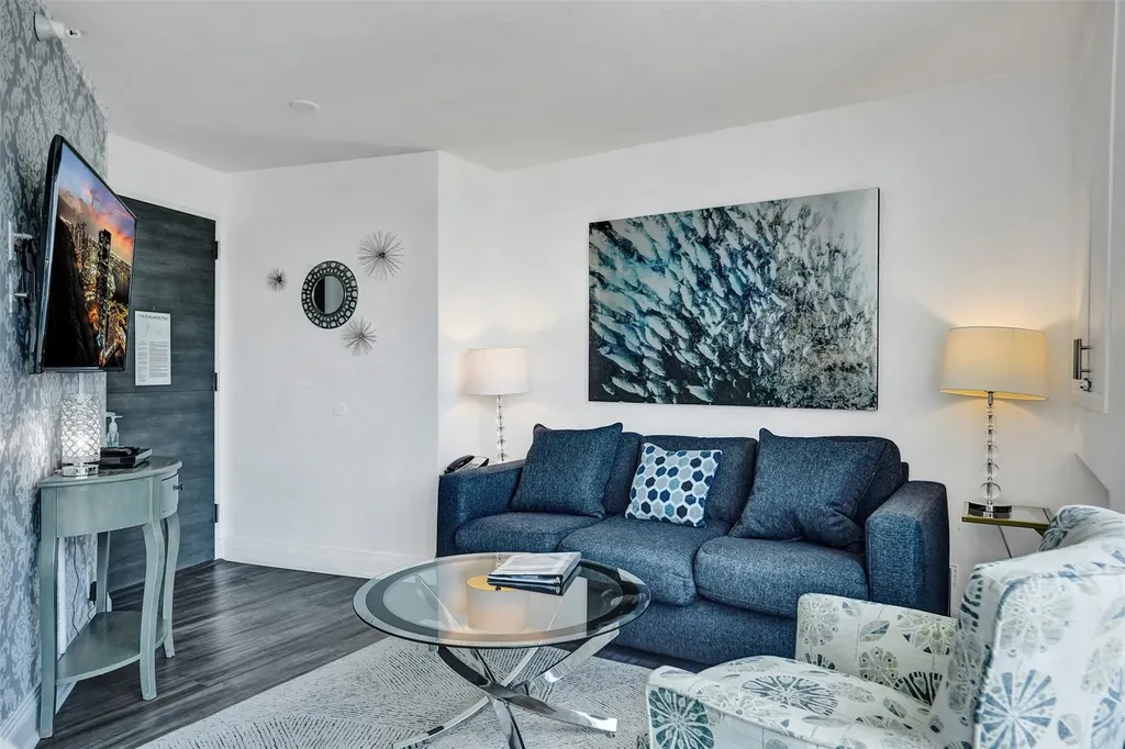 2670 E Sunrise Boulevard Fort Lauderdale FL 33304