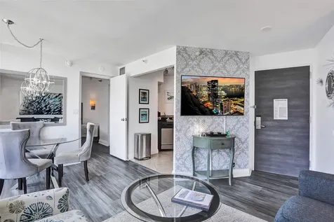 2670 E Sunrise Boulevard Fort Lauderdale FL 33304
