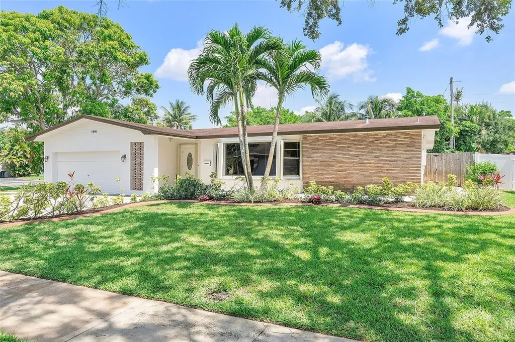 5291 SW 5th Street Plantation FL 33317