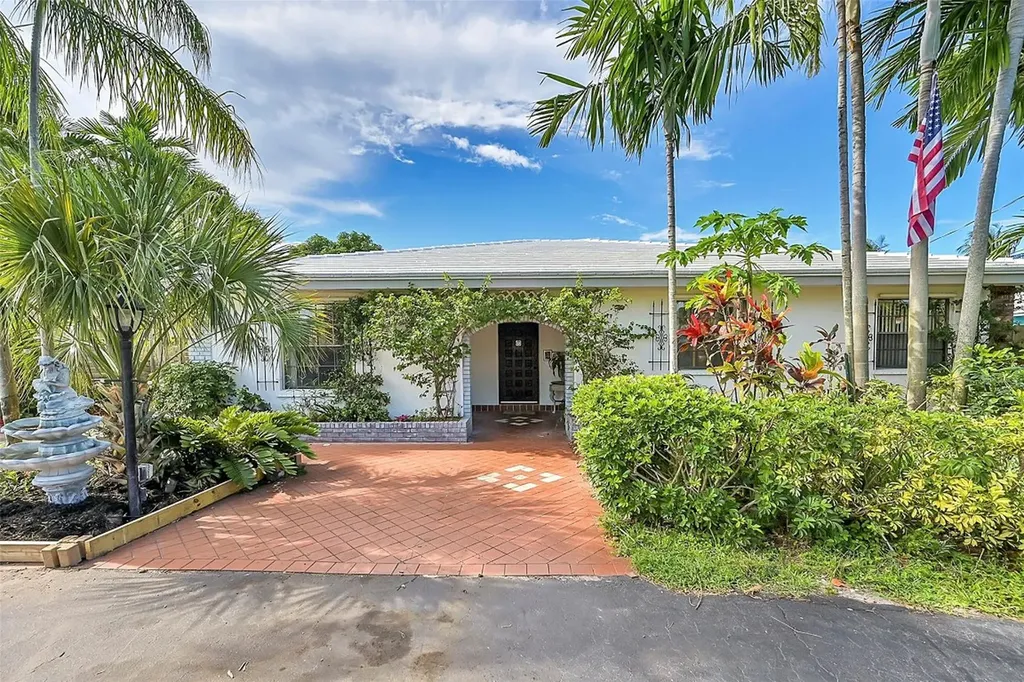 701 NW 34th Street Oakland Park FL 33309