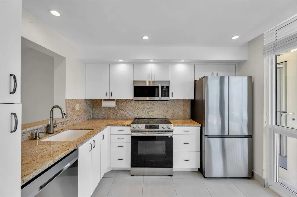 521 N Riverside Drive Pompano Beach FL 33062