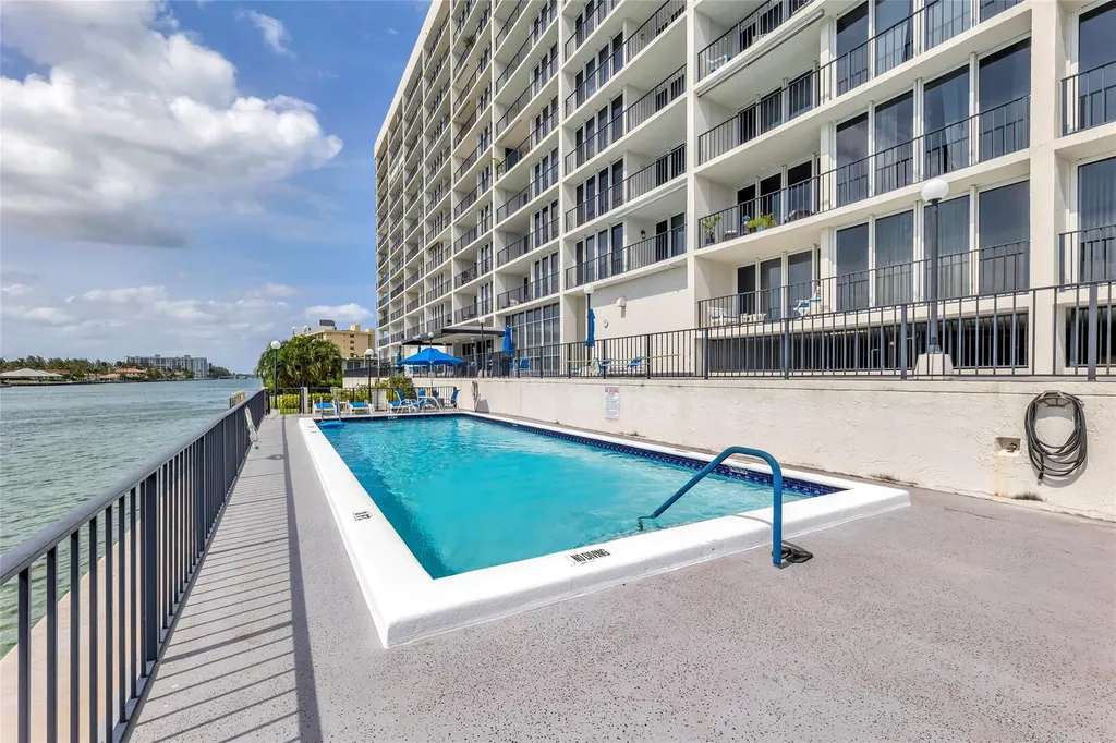521 N Riverside Drive Pompano Beach FL 33062