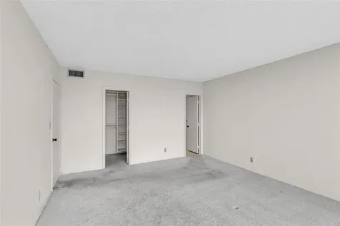 521 N Riverside Drive Pompano Beach FL 33062