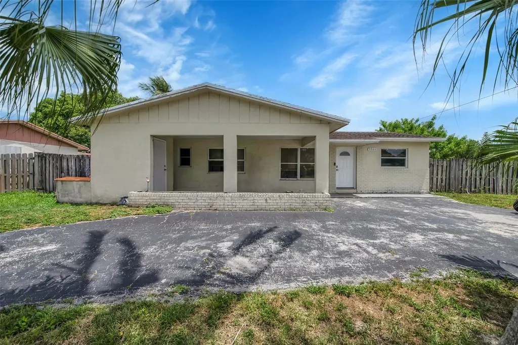7801 SW 9th Street North Lauderdale FL 33068