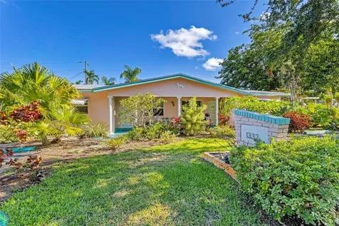 1330 NE 45th Street Oakland Park FL 33334