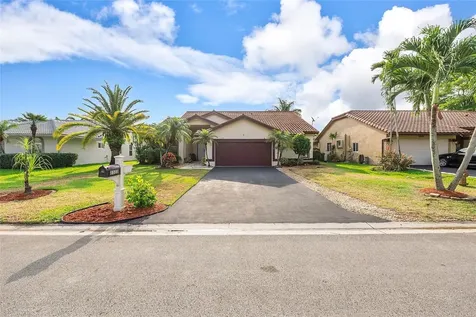2323 NW 97th Lane Coral Springs FL 33065