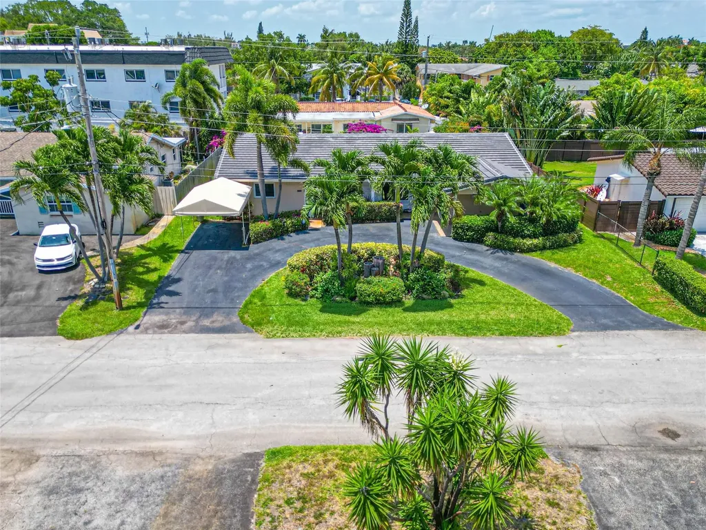 1425 NE 55th Street Fort Lauderdale FL 33334