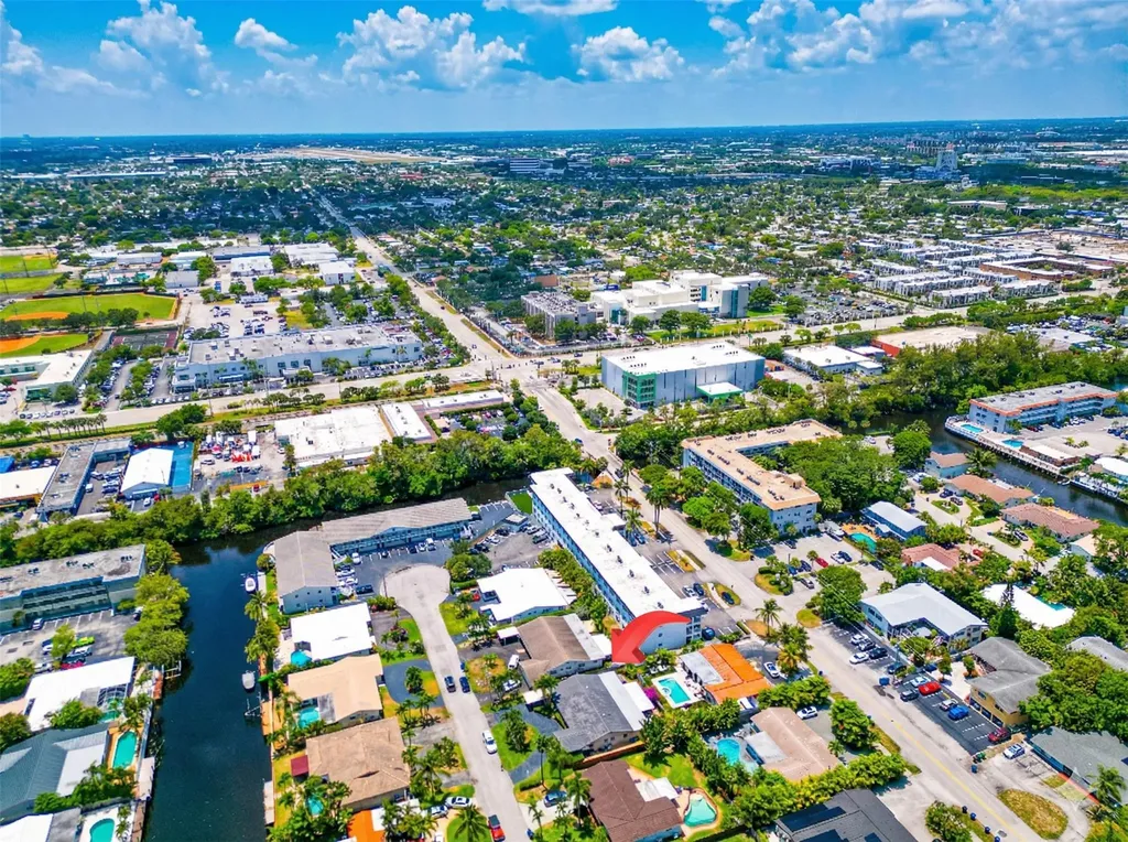 1425 NE 55th Street Fort Lauderdale FL 33334