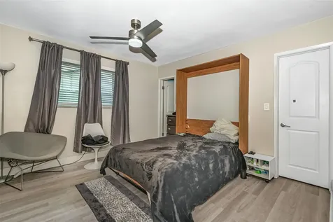 1425 NE 55th Street Fort Lauderdale FL 33334