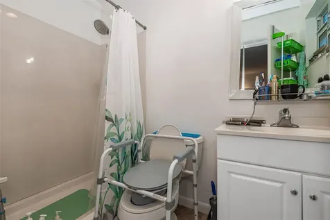 1425 NE 55th Street Fort Lauderdale FL 33334