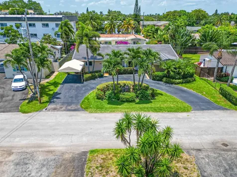 1425 NE 55th Street Fort Lauderdale FL 33334
