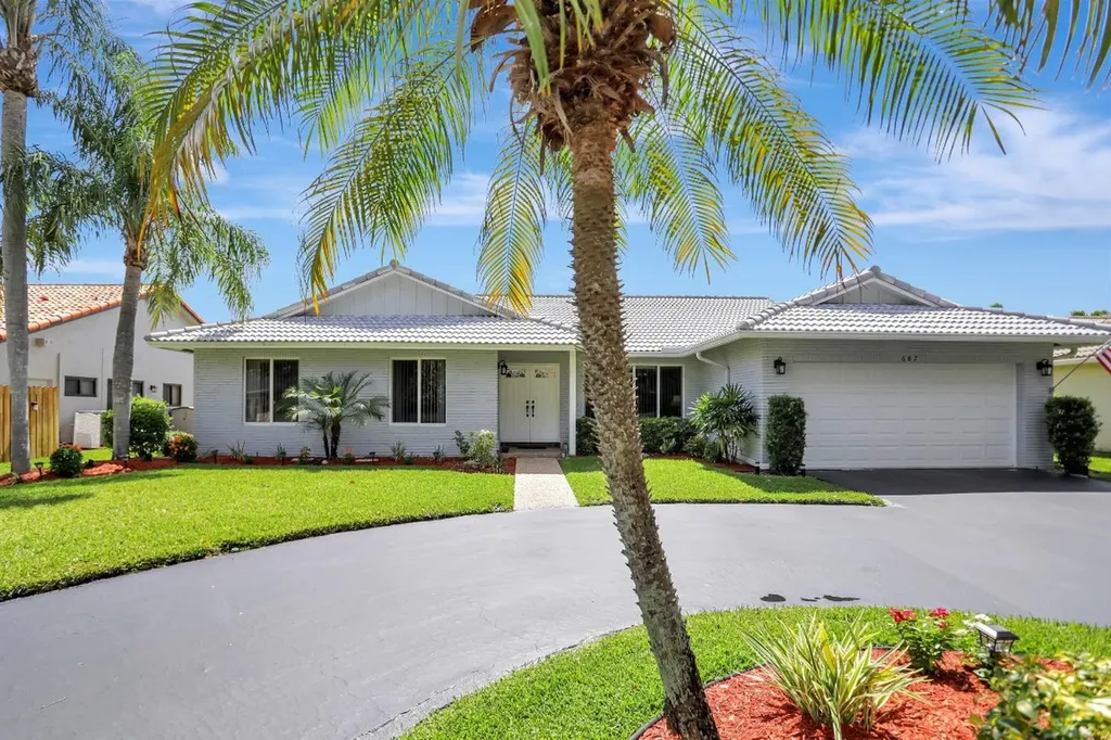 687 NW 110th Avenue Coral Springs FL 33071