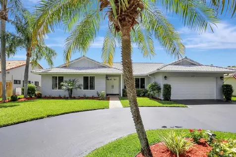 687 NW 110th Avenue Coral Springs FL 33071