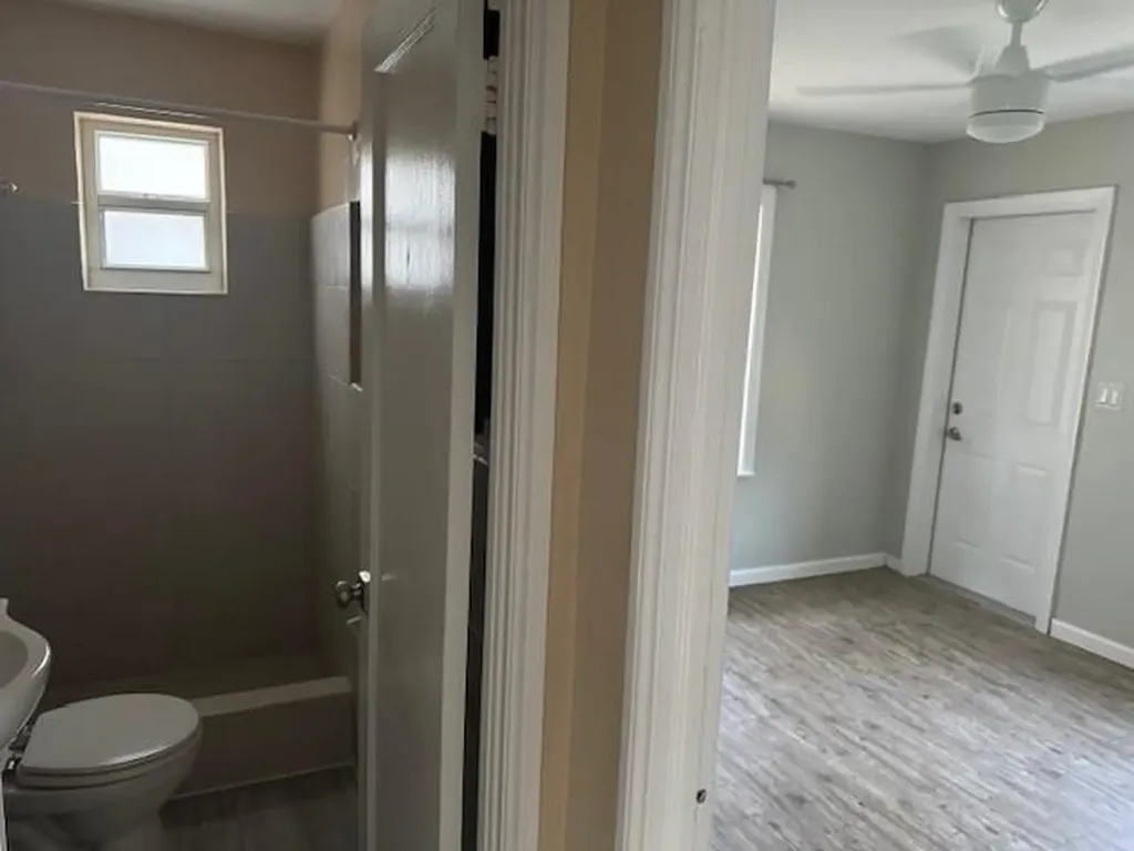 516 SW 15th Street Fort Lauderdale FL 33315
