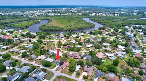 747 SE Forgal Street Port St Lucie FL 34983