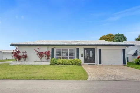 8508 NW 59th Court Tamarac FL 33321