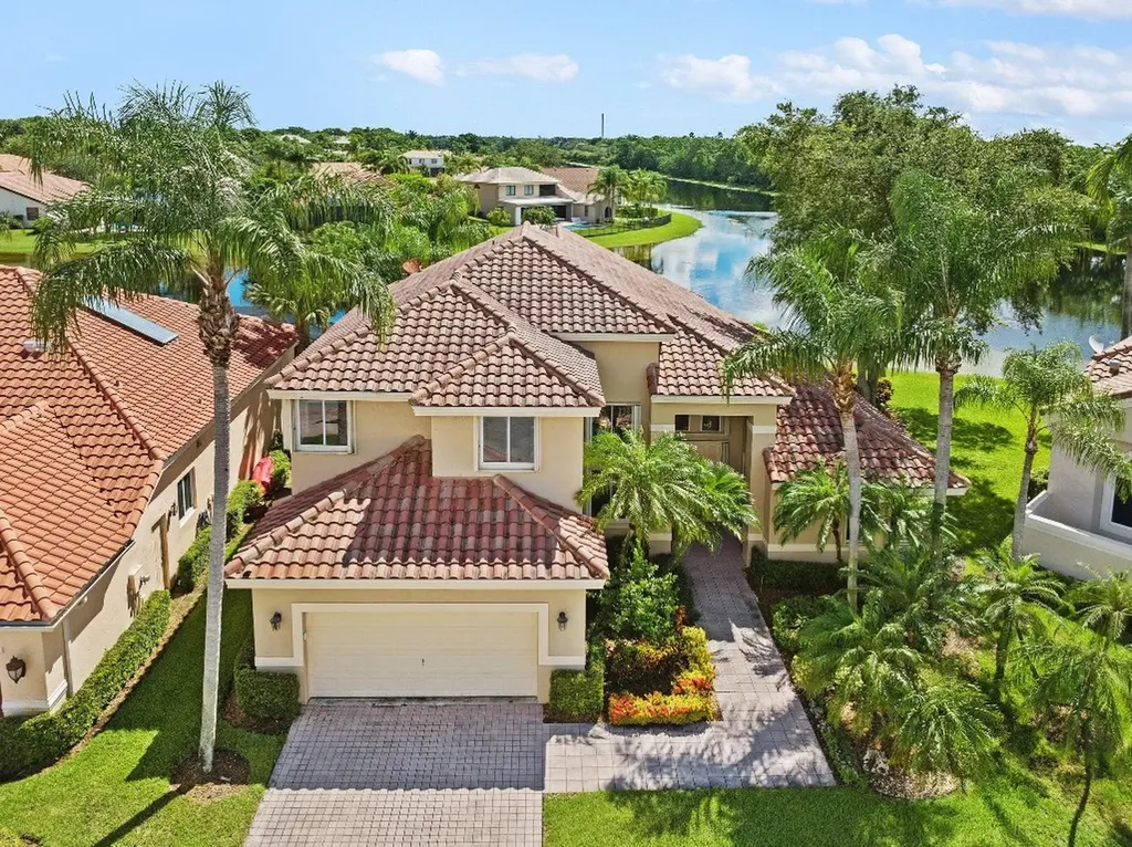 2634 Oakmont Weston FL 33332