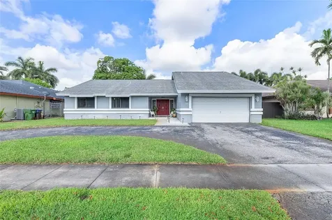 720 SW 99th Avenue Pembroke Pines FL 33025