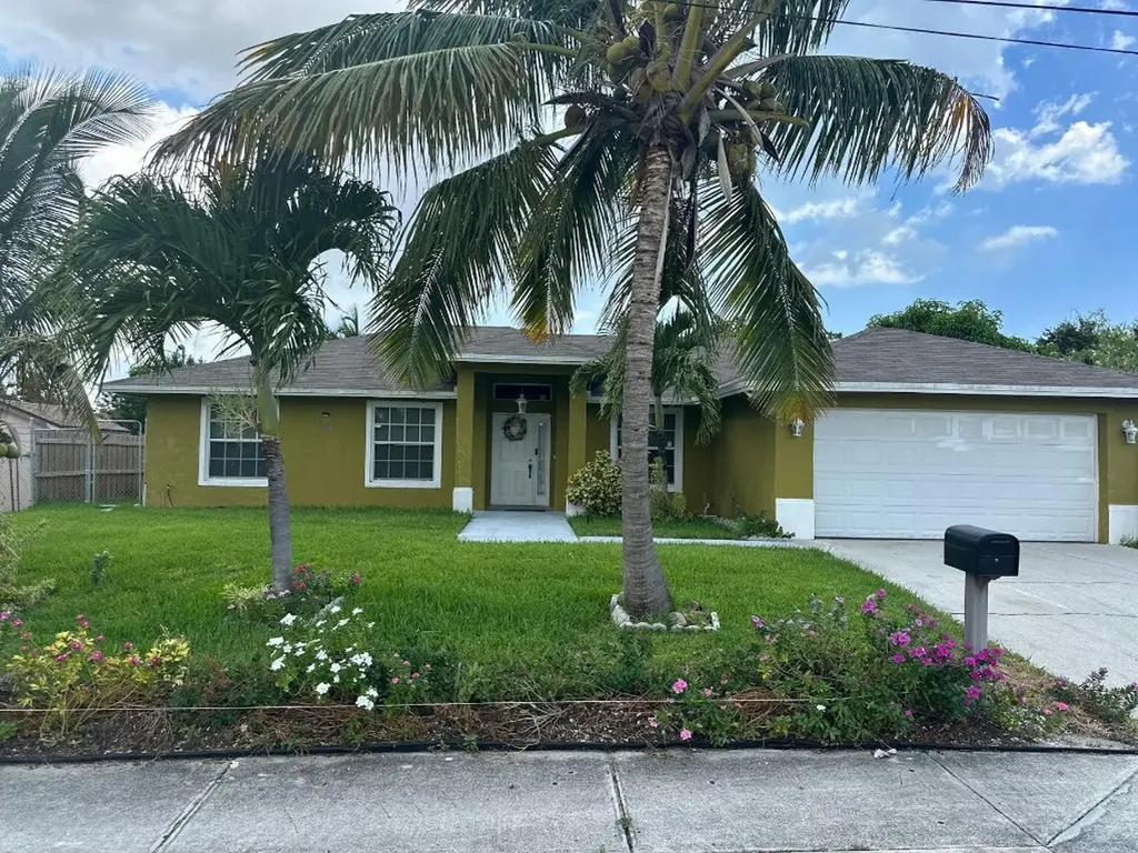 1618 W 26th Street Riviera Beach FL 33404