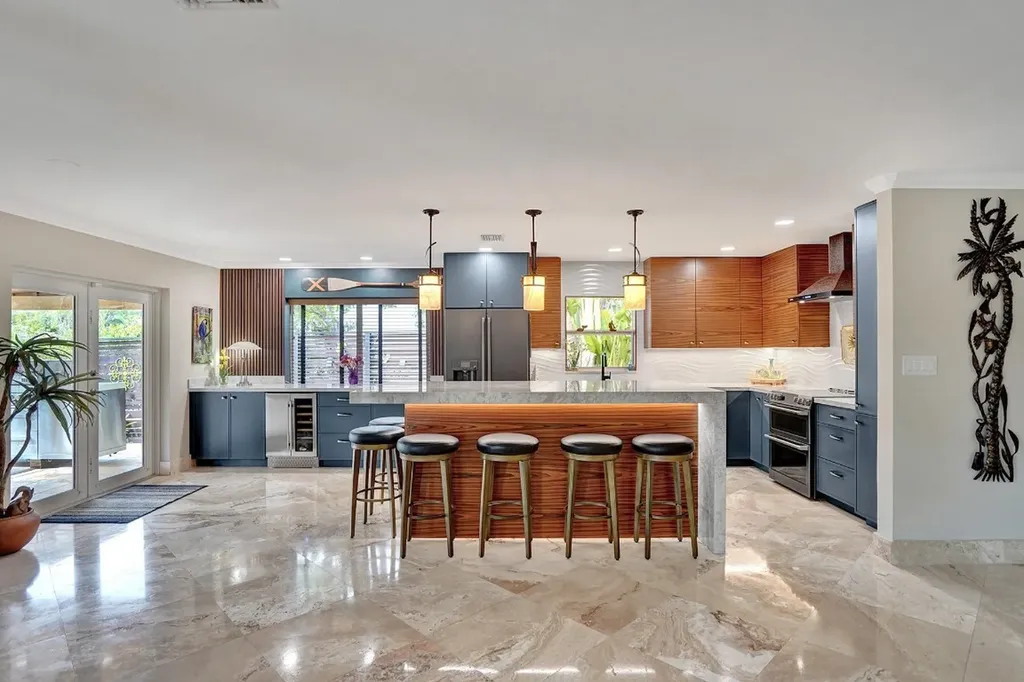 2501 NE 19th Avenue Wilton Manors FL 33305