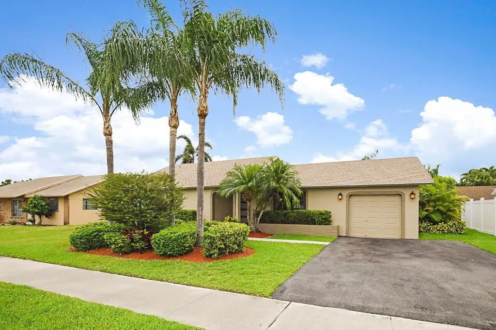 1761 NW 42nd Street Oakland Park FL 33309