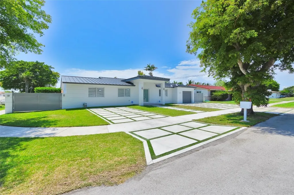 6330 SW 92nd Court Miami FL 33173