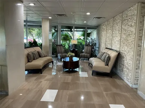 3200 NE 36th Street Fort Lauderdale FL 33308