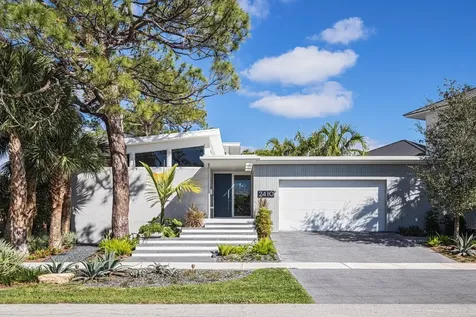 2410 NE 16th Avenue Wilton Manors FL 33305