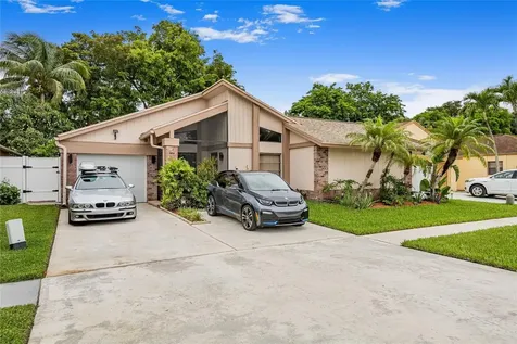 21248 Summertrace Circle Boca Raton FL 33428