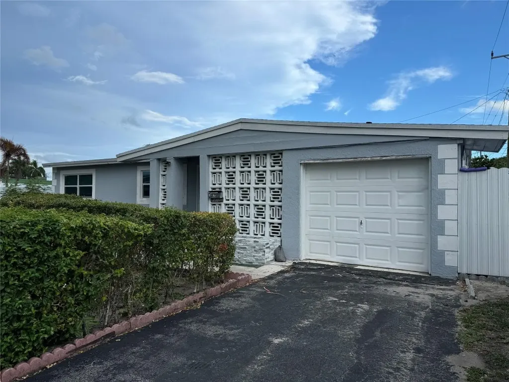 7060 Wilson Street Hollywood FL 33024