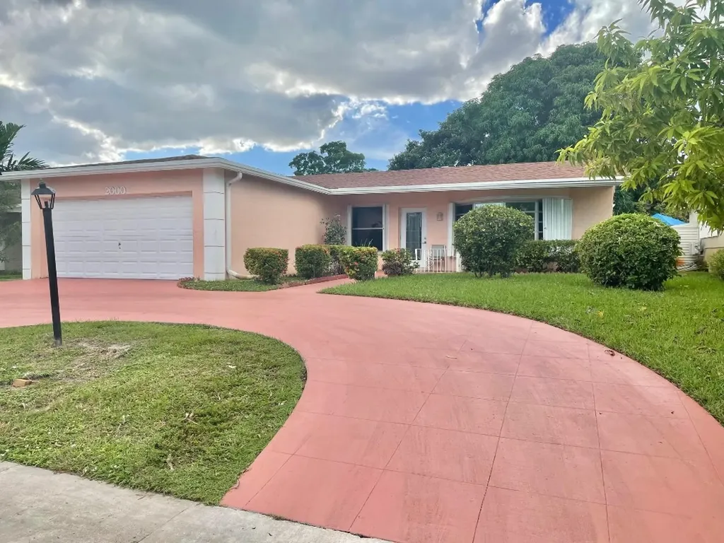 2000 N 51st Avenue Hollywood FL 33021