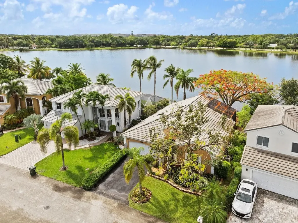5224 NW 54th Street Coconut Creek FL 33073