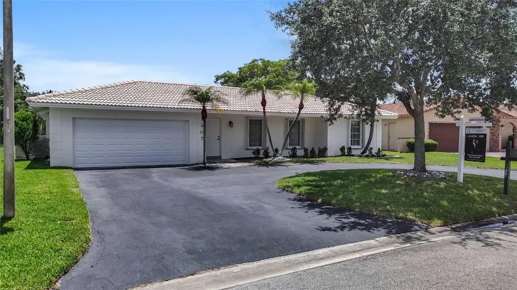 1207 NW 84th Drive Coral Springs FL 33071