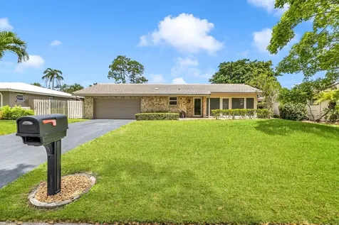 1860 NW 88th Way Coral Springs FL 33071