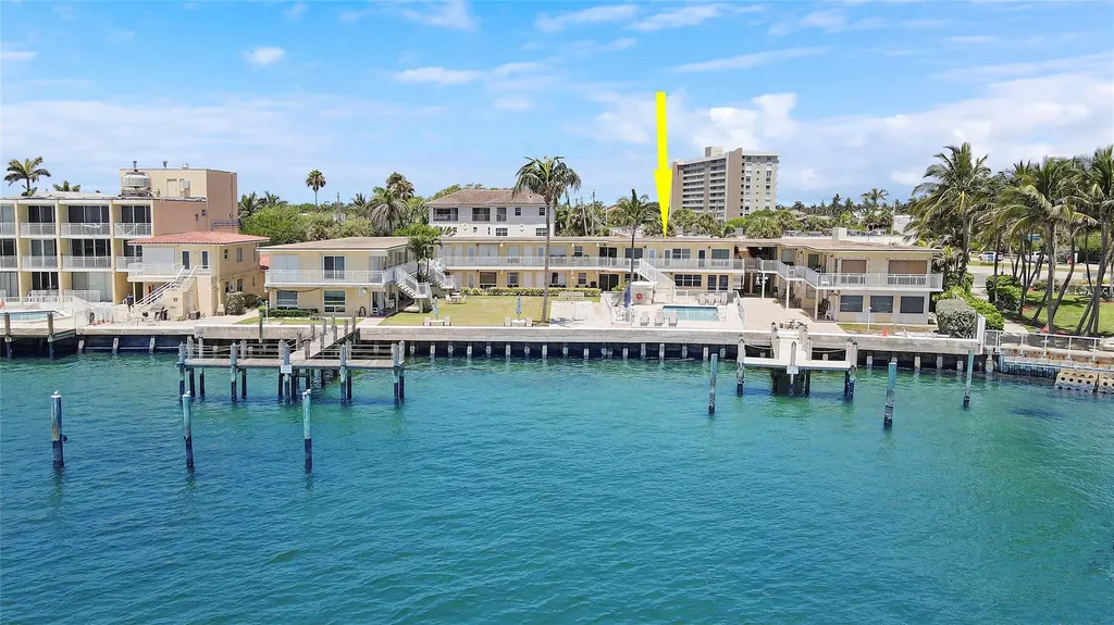 2508 Bay Drive Pompano Beach FL 33062