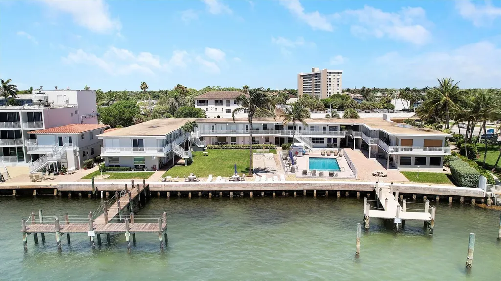 2508 Bay Drive Pompano Beach FL 33062