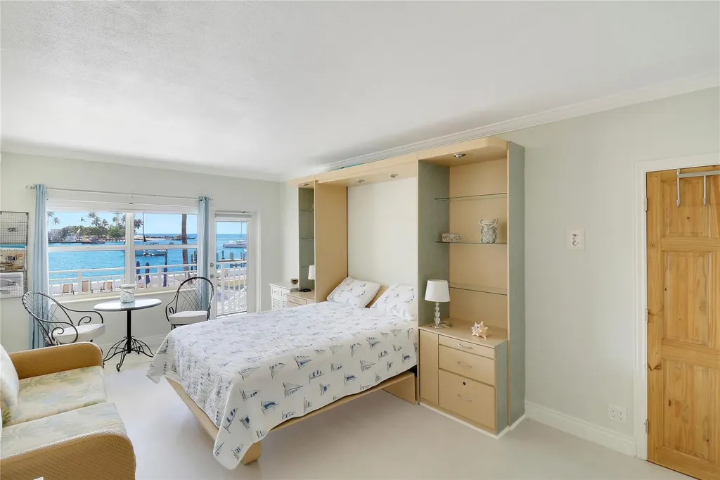 2508 Bay Drive Pompano Beach FL 33062