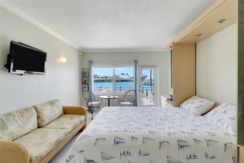 2508 Bay Drive Pompano Beach FL 33062