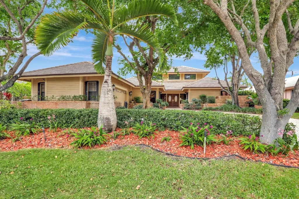 1933 Colonial Drive Coral Springs FL 33071