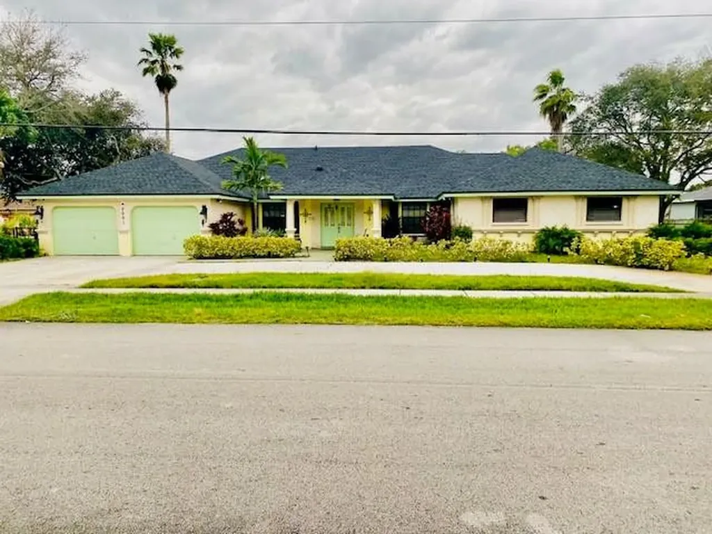 5001 SW 22nd Street West Park FL 33023
