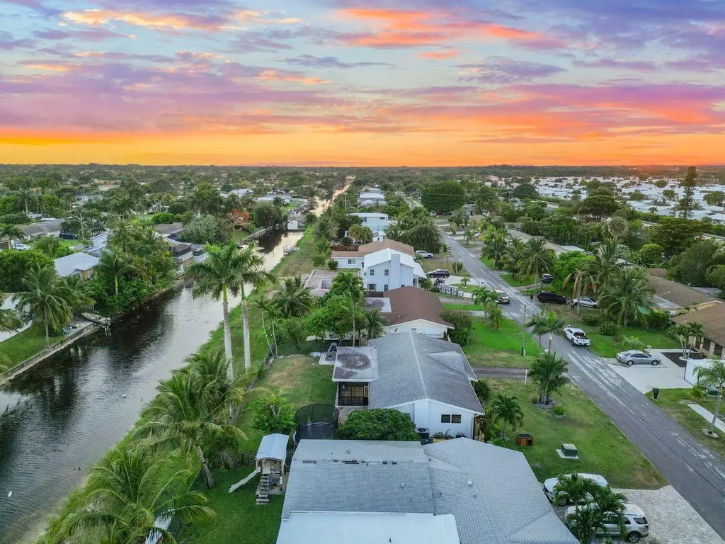1034 SW 24th Avenue Boynton Beach FL 33426
