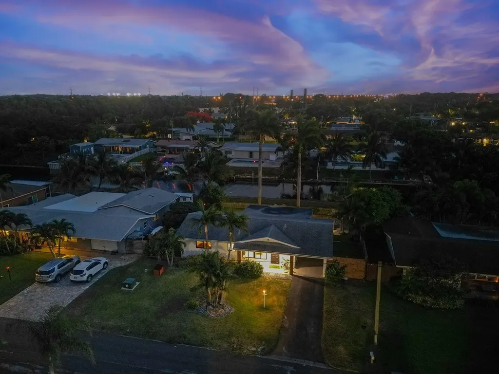 1034 SW 24th Avenue Boynton Beach FL 33426